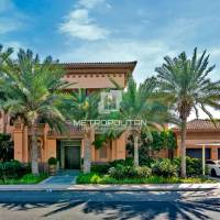 5 bedroom Villa for Sale in Signature Villas Frond K, Palm Jumeirah | Dubai 🇦🇪