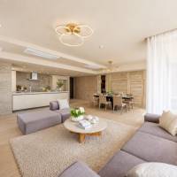 Palace View Yonbancho - A Refined 4-Bedroom Residence in Prestigious Yonbancho | 🇯🇵