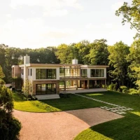 27 Fresh Pond Road Sag Harbor, New York, 11963 🇺🇸
