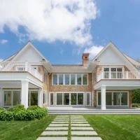25 Fresh Pond Road Sag Harbor, New York, 11963 🇺🇸