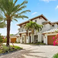 Exquisite Architectural Gem In Prestigious Old Naples | FL 🇺🇸