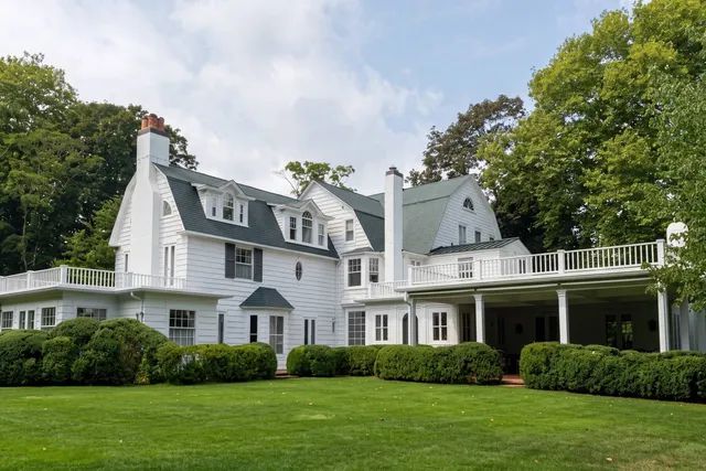 134 Wyandanch Lane Southampton, New York, 11968 🇺🇸