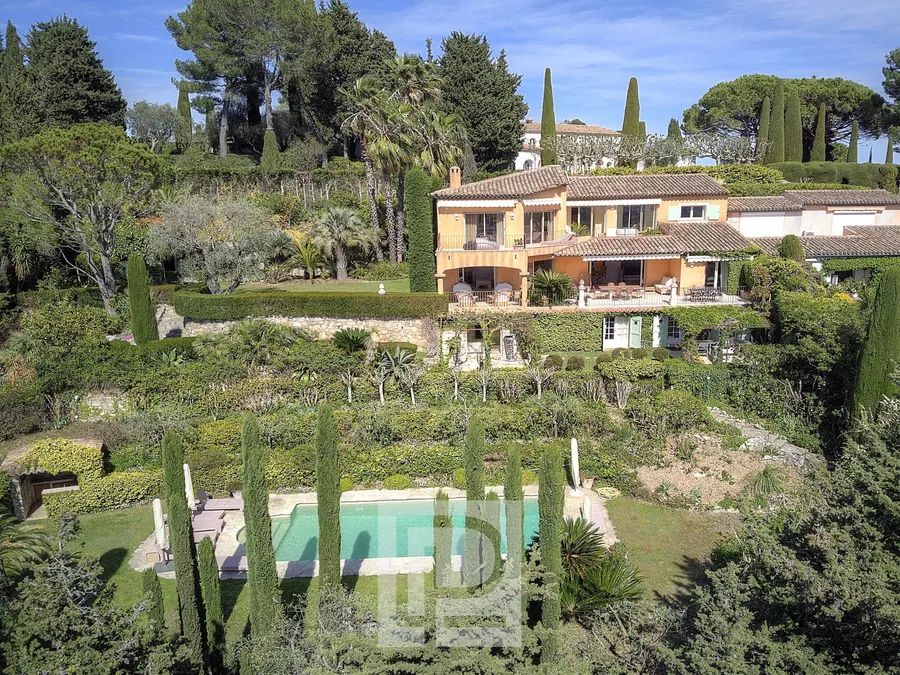 Luxury Estate in Mougins with Stunning Views | Mougins 🇫🇷