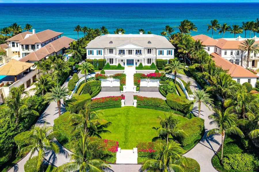 Exquisite Neoclassical Estate With Breathtaking Water Views | FL 🇺🇸