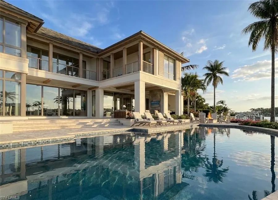 Unrivaled Waterfront Estate With Breathtaking Sunset Views | FL 🇺🇸