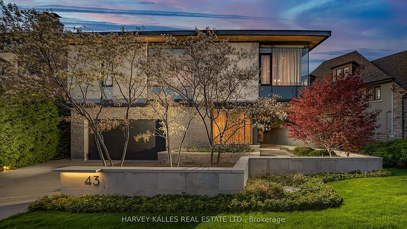 43 Hillholm Rd, Toronto, ON M5P 1M4 | 🇨🇦