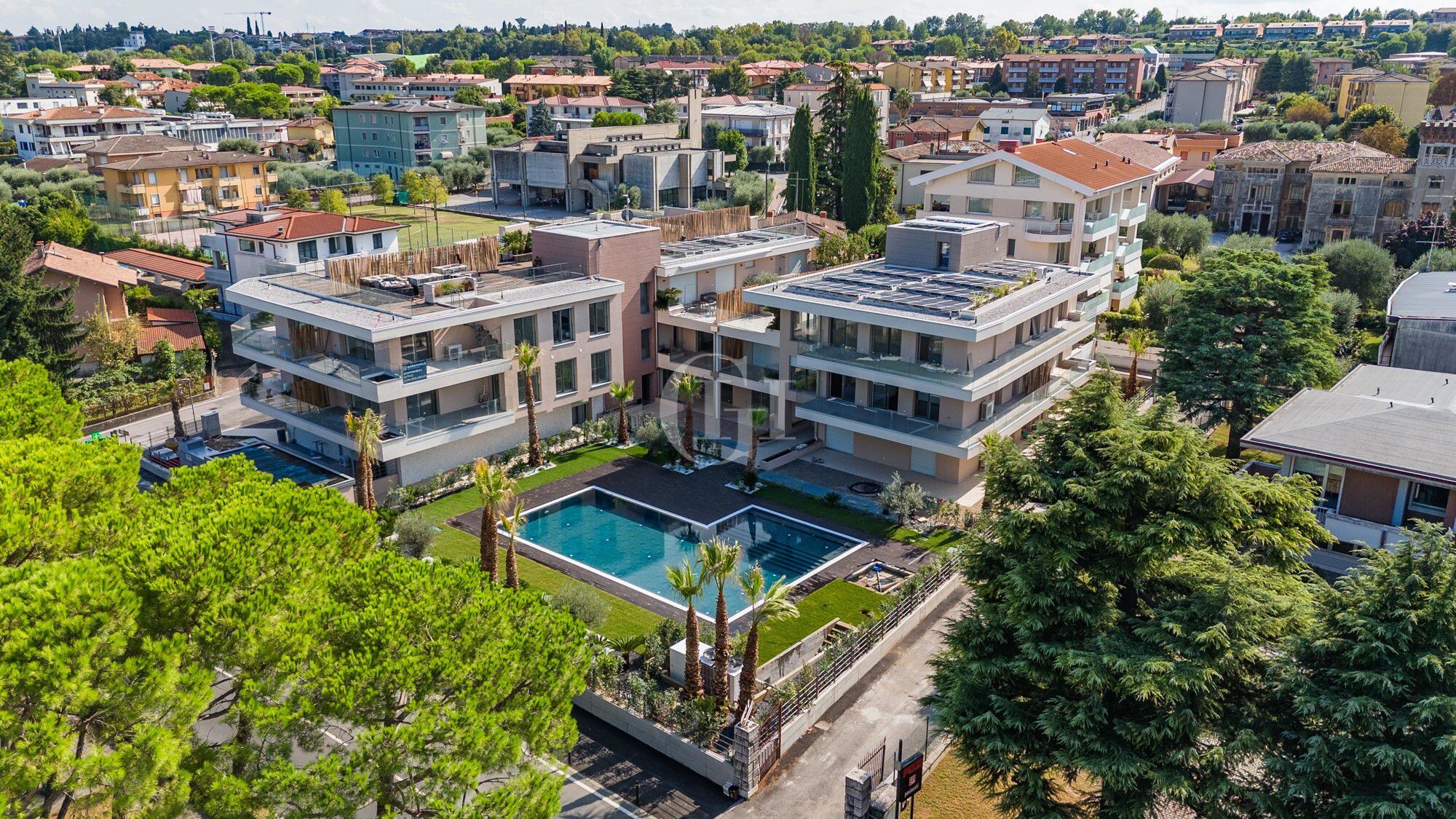 Super Penthouse within walking distance of the lake and downtown | Desenzano del Garda 🇮🇹