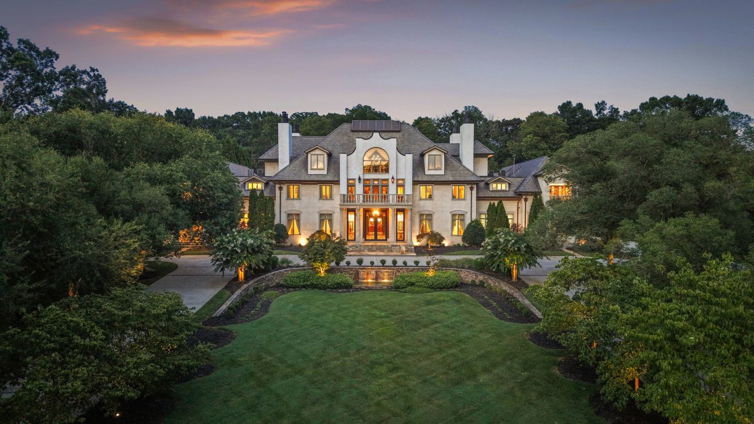 8843 Forest Creek Ln, Ooltewah, TN 37363 | 🇺🇸