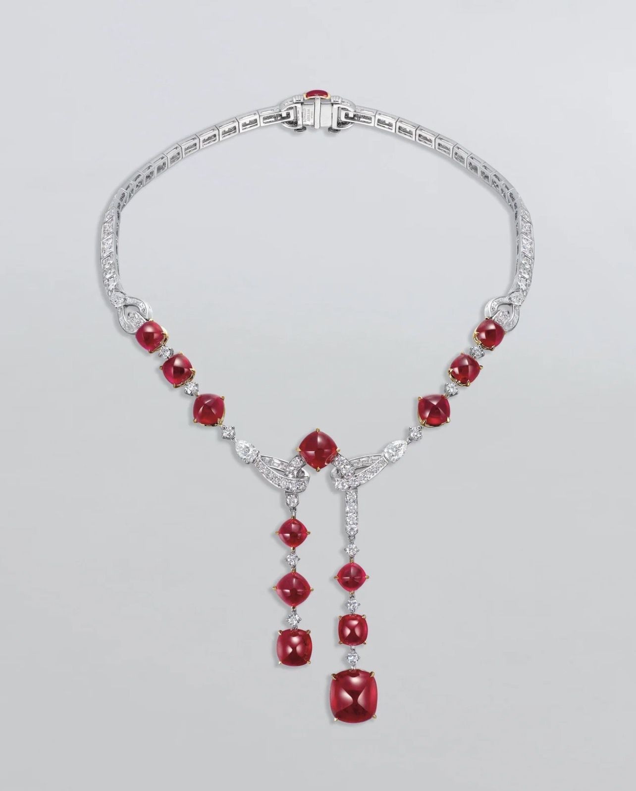 Cabochon Burmese Ruby and Diamond Necklace | Central 🇭🇰