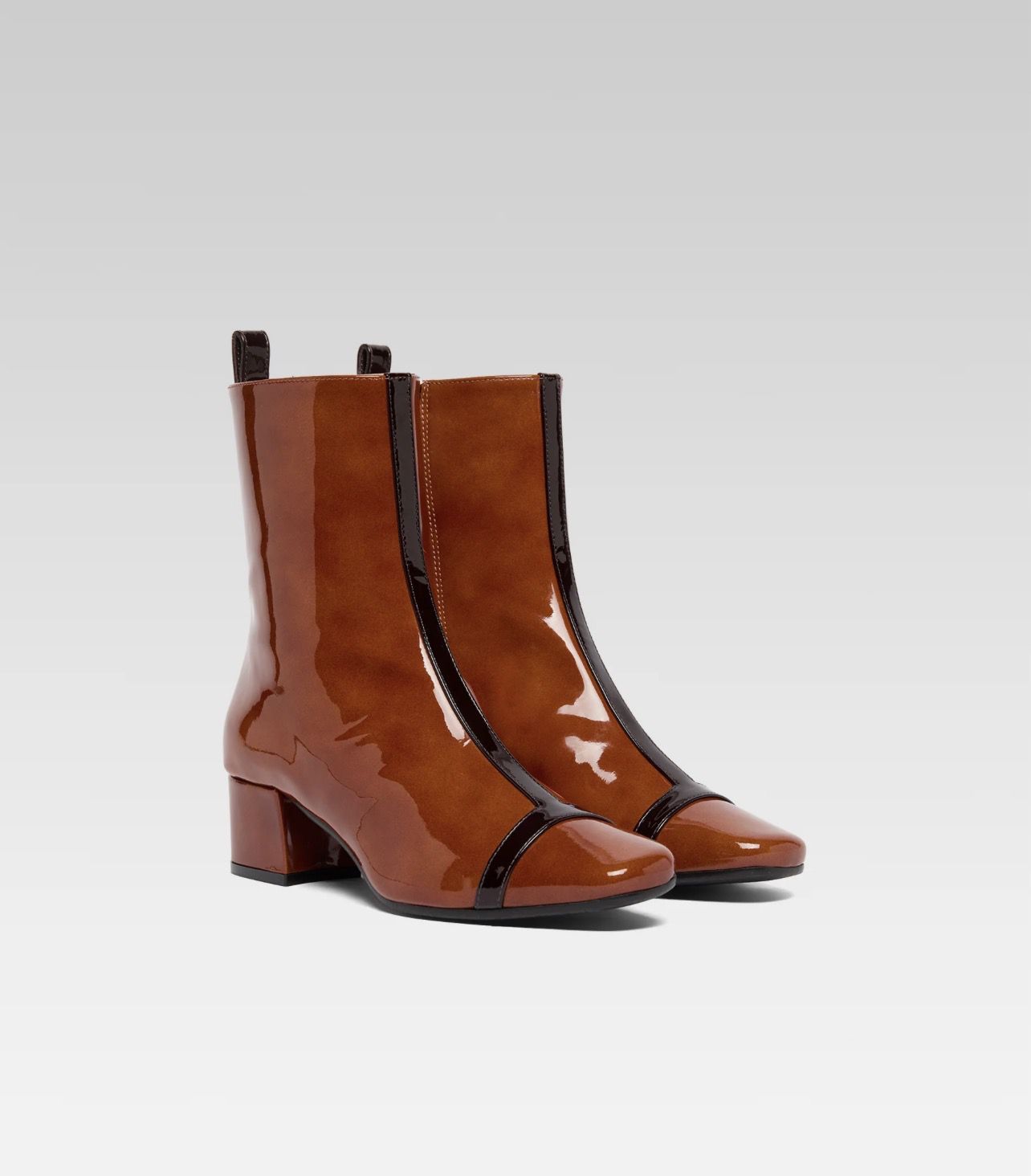 Audrey Caramel and brown patent leather ankle boots | Paris 🇫🇷