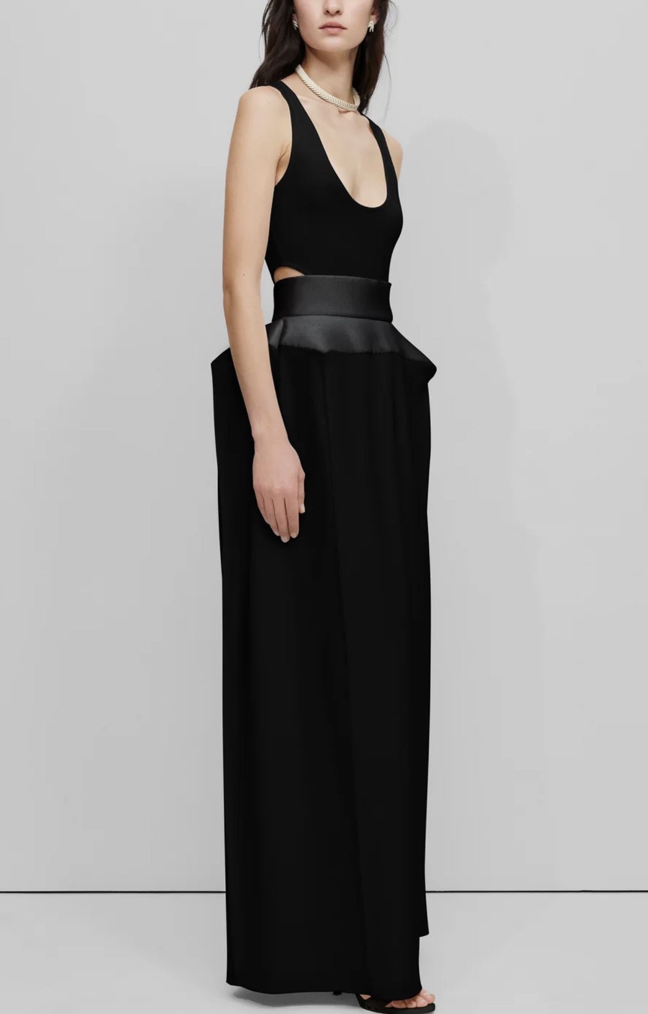 BEVZA STRUCTURED SKIRT - BLACK | Paris 🇫🇷