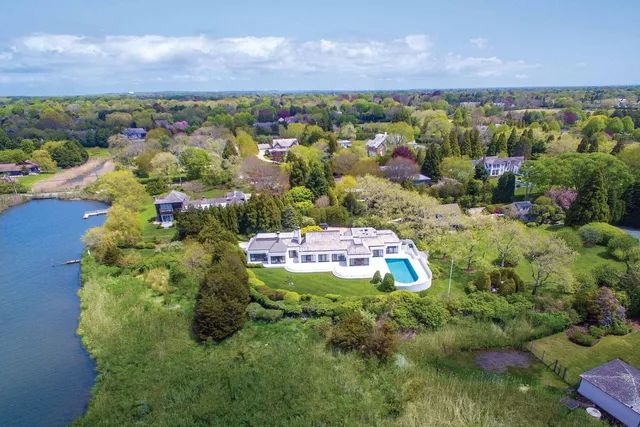543 HALSEY NECK LN Southampton, New York, 11968 🇺🇸